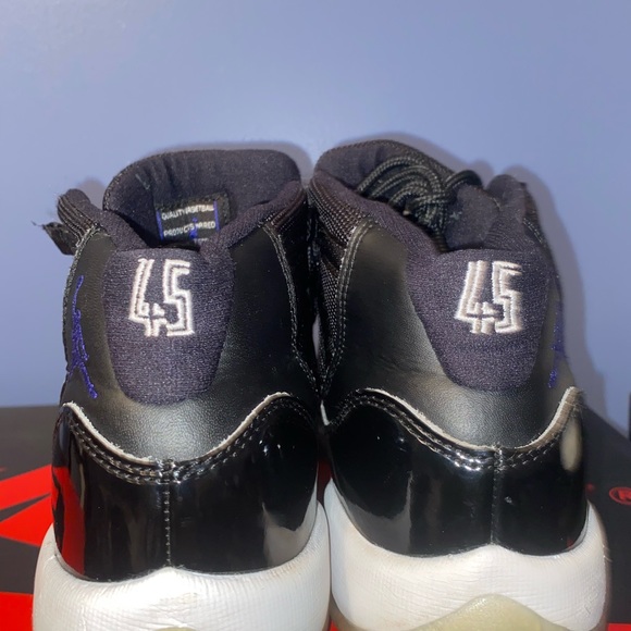 Jordan Space jam 11’s size 3.5 - Picture 9 of 12